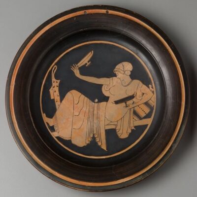 Sometimes, the flute girls played kottabos too.